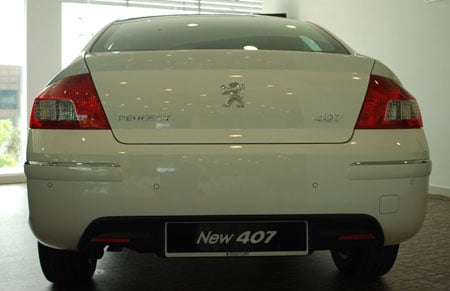 Peugeot 407