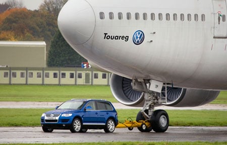 Volkswagen Touareg TDI Towing 747-200