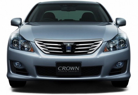 Toyota Crown Hybrid Concept Image