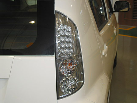 Facelift Perodua Myvi SE White