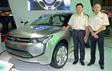 Mitsubishi showcases electric vehicle concepts at KLIMS