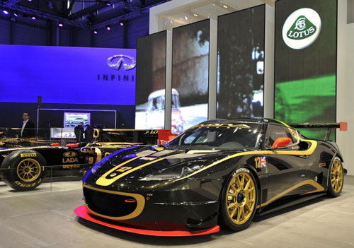 Lotus Evora Enduro GT Concept in Lotus-Renault colours