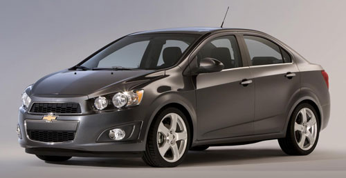 Chevrolet Sonic hatchback and sedan launched at Detroit!
