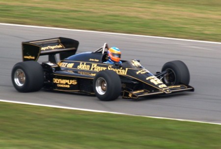 Lotus Racing to use black and gold colours for 2011