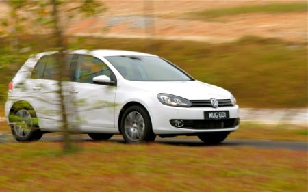 Volkswagen Golf 1.4 TSI Test Drive Review