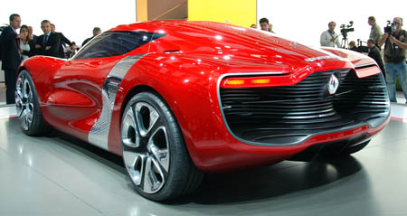 Paris 2010: Renault DeZir concept is a stunning lady in red