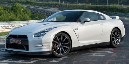 nissan gt-r 6