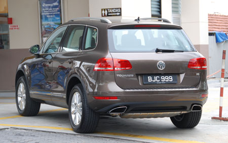New VW Touareg spotted, confirmed to be coming soon!