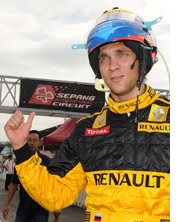 Kimi wins his first rally, F1 return won’t be a walk-through