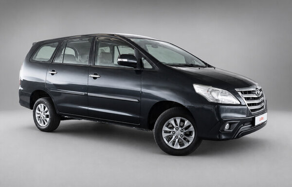 2015 TOYOTA INNOVA G 2.0 AT