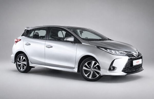 2022 TOYOTA YARIS E 1.5 AT